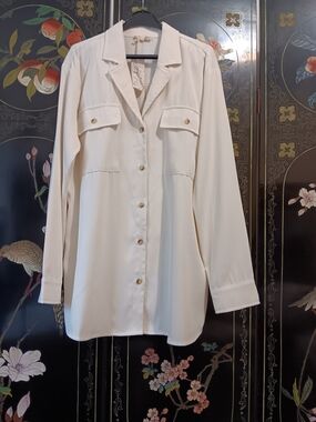Mystree Classic Cream Button-Front Women's Blouse
